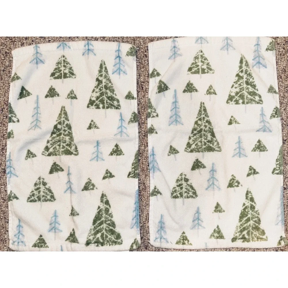 Rare Nautica Home Tree Farm Green Pine Tree Cotton Fingertip Towels Set of 2